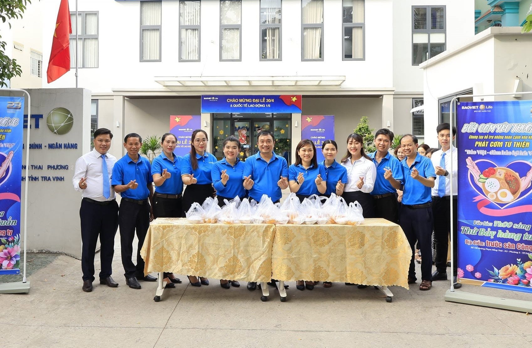 Hỗ trợ xây dựng nhà tình thương